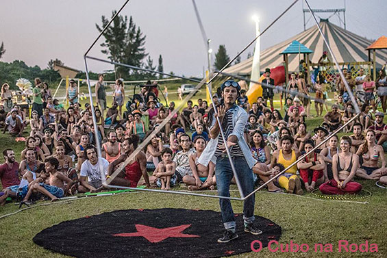 O Cubo na Roda foto de Ricardo Avelar