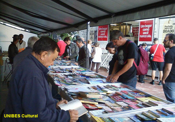 Feira de Troca de Livros e Gibis 