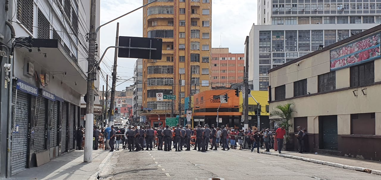 Bloqueios de acesso foram montados na região central