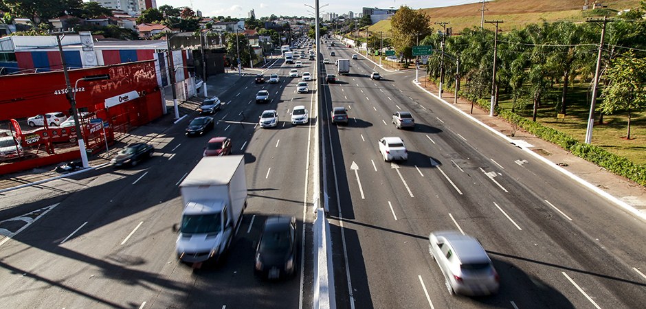 Veículos terão a restrição de circulação estabelecida por placas com final par ou ímpar: frota de ônibus será ampliada