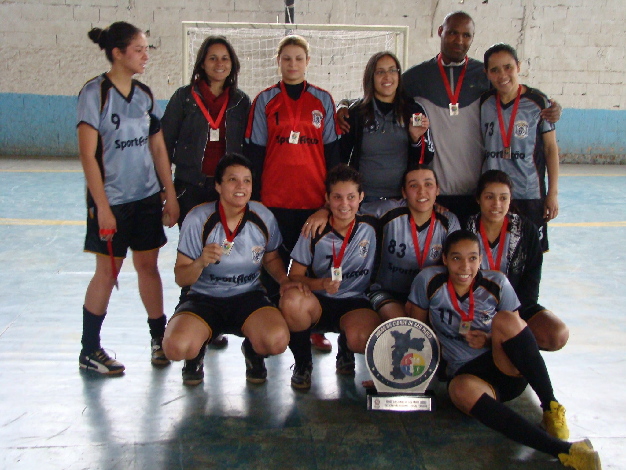 Equipe vencedora do futsal feminino