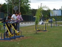 Academia ao ar livre em frente ao Parque Ecológico Guarapiranga