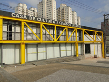 A Casa de Cultura está funcionando normalmente, as obras são realizadas em uma área anexa a Casa, que estava desativada. 