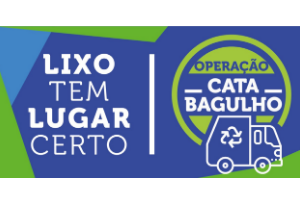 #PraCegoVer - Em fundo azul o logotipo do cata bagulho aparece em destaque ao lado da frase "Lixo tem lugar certo".