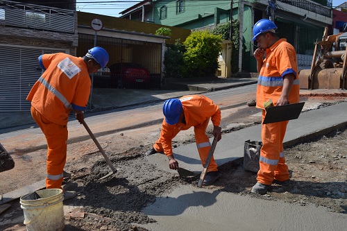 Subprefeitura realiza serviço de zeladoria