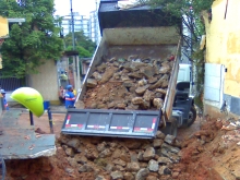 Galeria de águas pluviais na Rua Rainha Vitória Eugênia: equipe trabalhou a 8 metros de profundidade