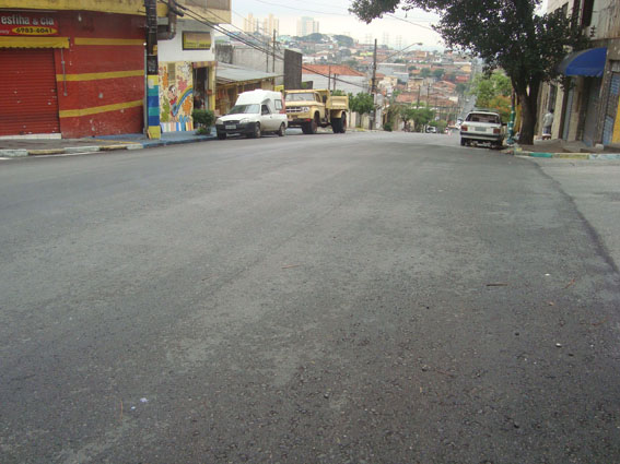 Rua Itamonte já foi recapeada