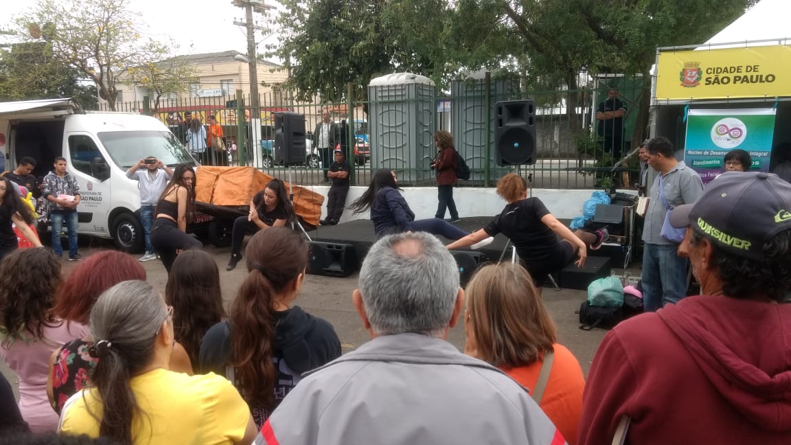 Foto de uma apresentação de dança