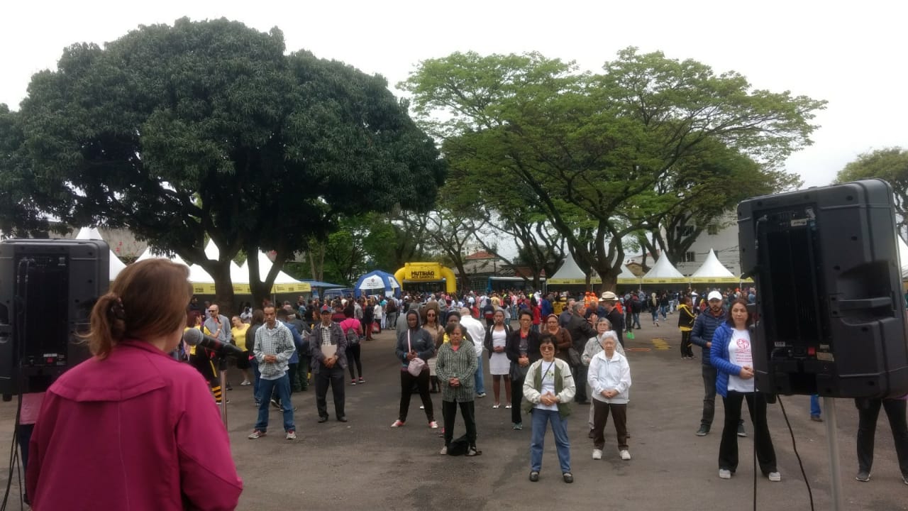 foto das mulheres na ginática