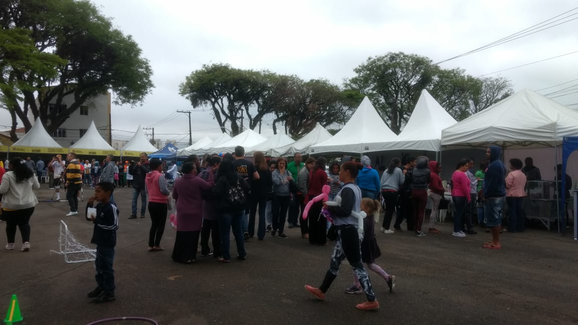 imagem das tendas do evento