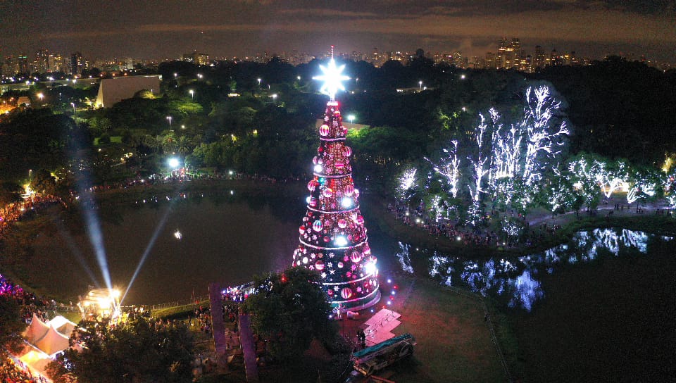 Prefeitura inaugura Árvore de Natal do Ibirapuera | Subprefeitura Vila  Mariana | Prefeitura da Cidade de São Paulo