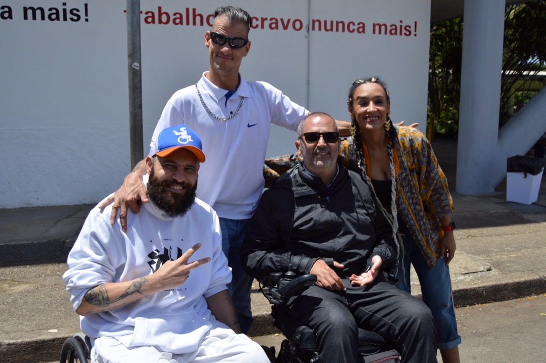 Secretário Cid Torquato com o bailarino com paralisia cerebral Marcos Abranches, a cantora Yzalú, o rapper Billy Saga.