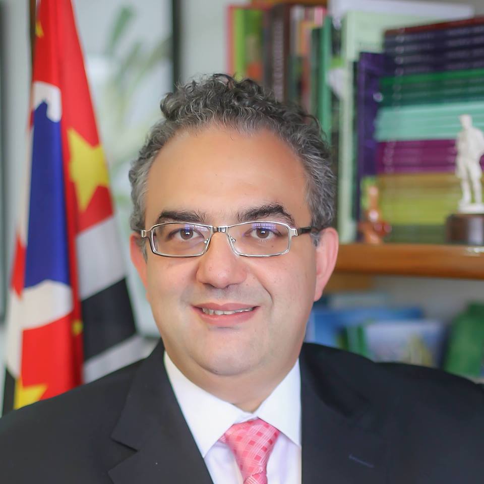 Professor universitário, advogado e administrador Rubens Rizek Jr. assume a Secretaria Municipal de Justiça. É Graduado em Administração de Empresas pela Fundação Getúlio Vargas e em Direito pela Universidade de São Paulo.
