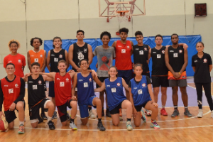Na imagem, equipe de Basquete 3x3 do Centro Olímpico de Treinamento e Pesquisa.