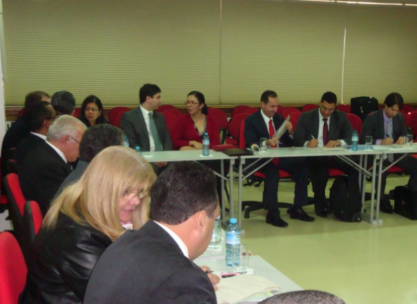 Representantes dos MPs e TCs estiveram em São Paulo para a assinatura do acordo de cooperação