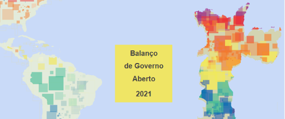 fundo em azul, dois mapas mostrando a cidade de São Paulo e o pais Brasil e no centro um Post It com os dizeres "Balanço de Governo Aberto 2021"