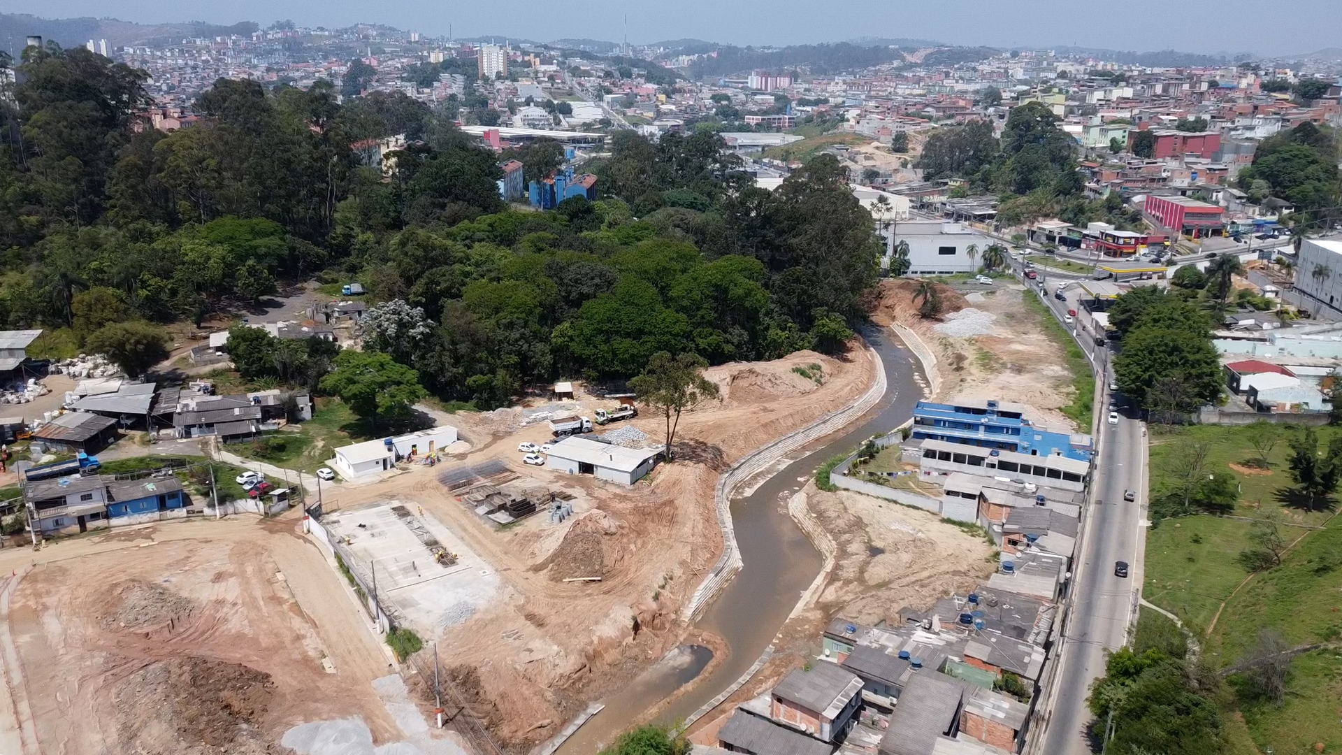 Foto aérea das obras de Drenagem do Córrego Itaquera