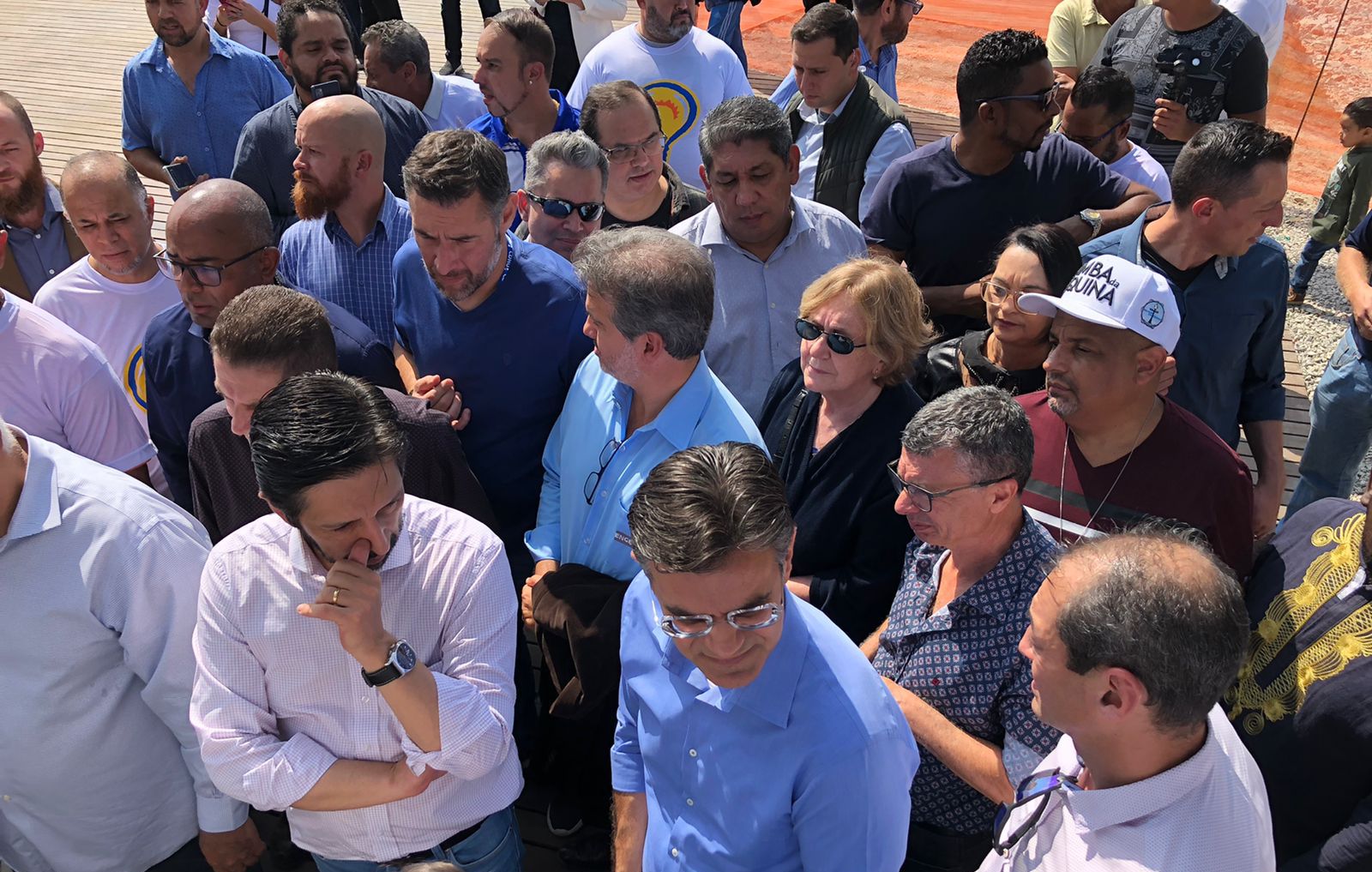 visita do governador e do prefeito nas obras do cantinho do céu na zona sul da capital.