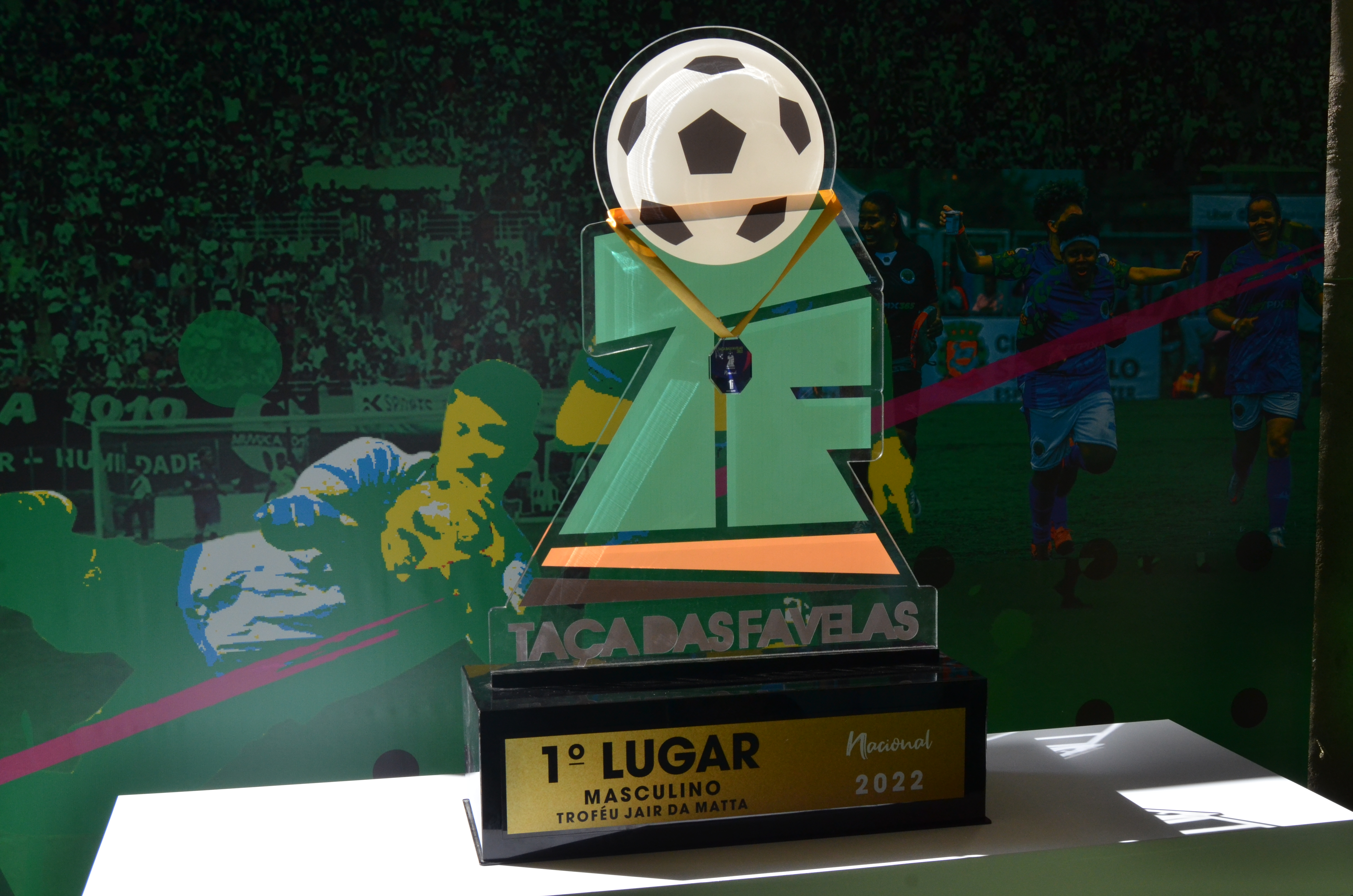 Na imagem, troféu da Taça das Favelas.
