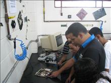 Jovens aprenderam a recuperar computadores e impressoras
