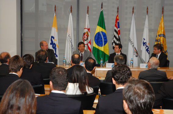 Em 2014, Brasil subiu 14 posições no ranking internacional de ambiente de negócios da entidade – passou de 130º para 116º.