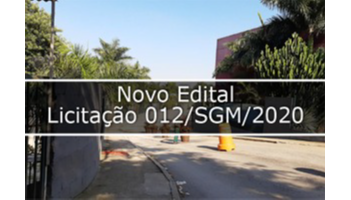 fotografia do imóvel municipal localizado na esquina das Avenidas dos Bandeirantes, nº 5900, e Avenida Jurandir, distrito da Saúde, no meio escrito Licitação 012/SGM/2020