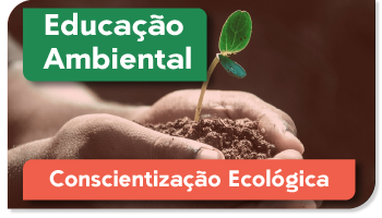 Na foto duas mãos aparecem com terra e uma folha nascendo. A palavra Educação Ambiental aparece escrito