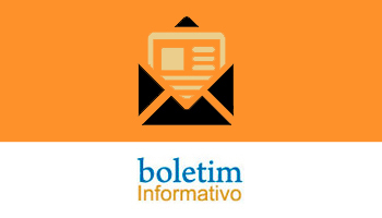 Na imagem possui um desenho gráfico de um envelope aberto na cor preta, com uma espécie de jornal saindo dele. O fundo da imagem é laranja e branco e na parte branca está escrito "Boletim Informativo".