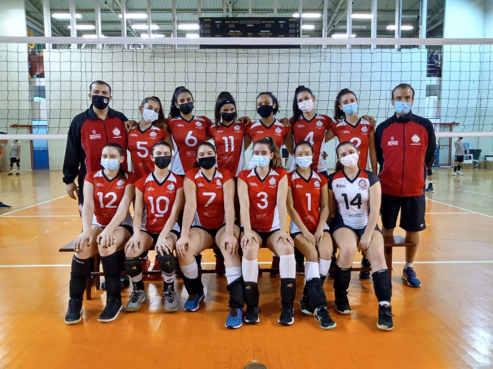 Treinamento Futebol Americano Feminino - Prefeitura de Curitiba