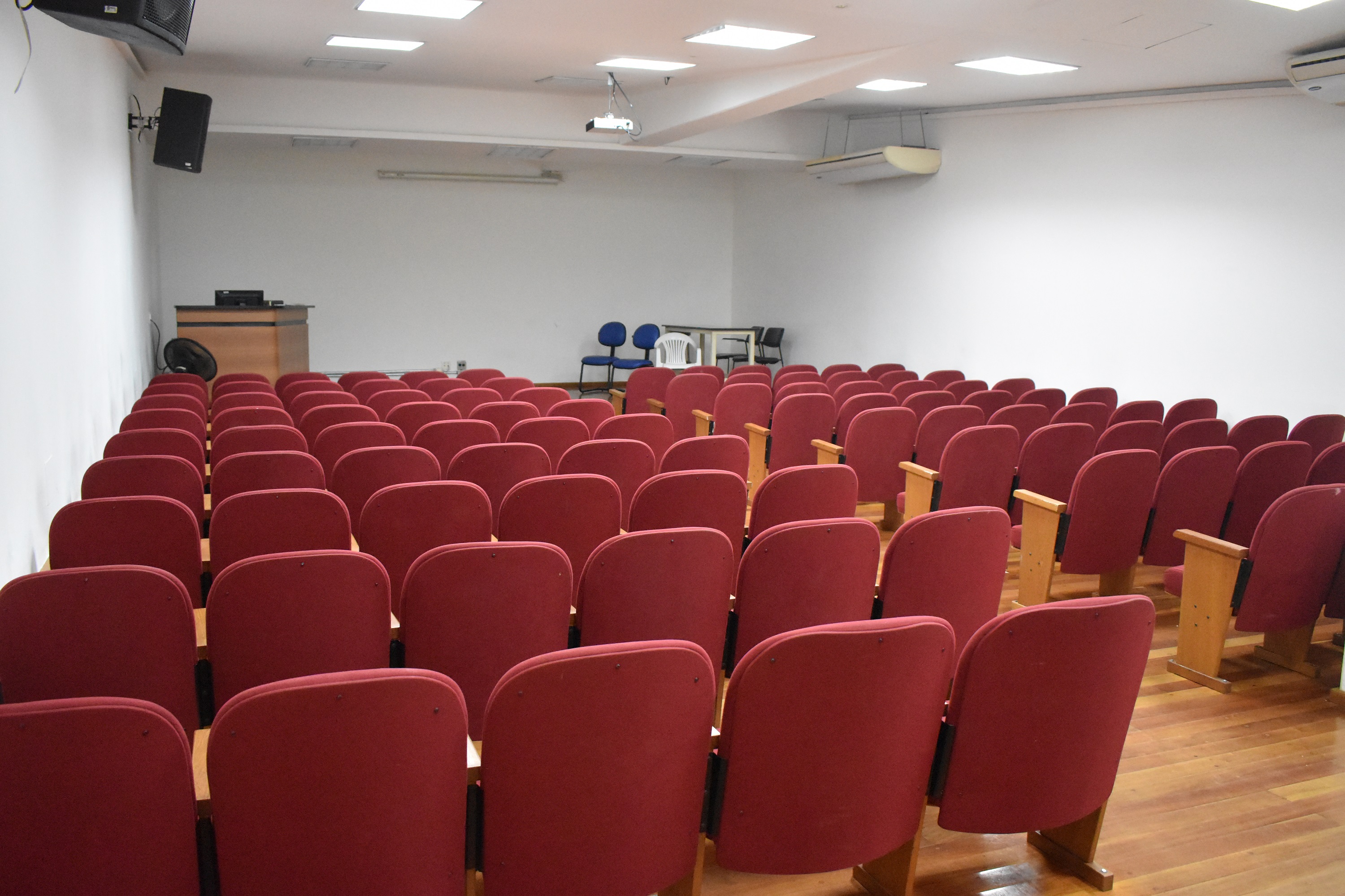 Na imagem, auditório A do Centro Olímpico