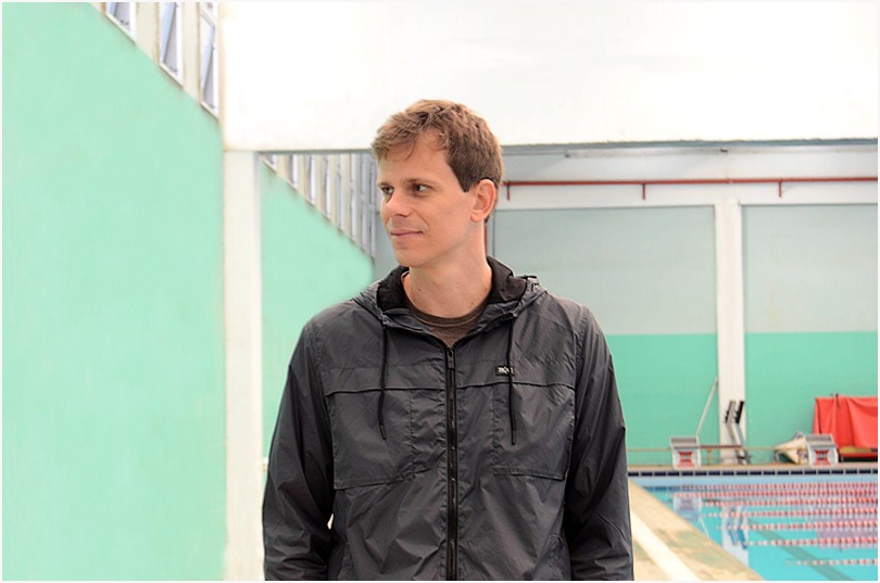 Na imagem, Cesar Cielo na área da piscina do Centro Olímpico de Treinamento e Pesquisa.Na imagem, Cesar Cielo na área da piscina do Centro Olímpico de Treinamento e Pesquisa.