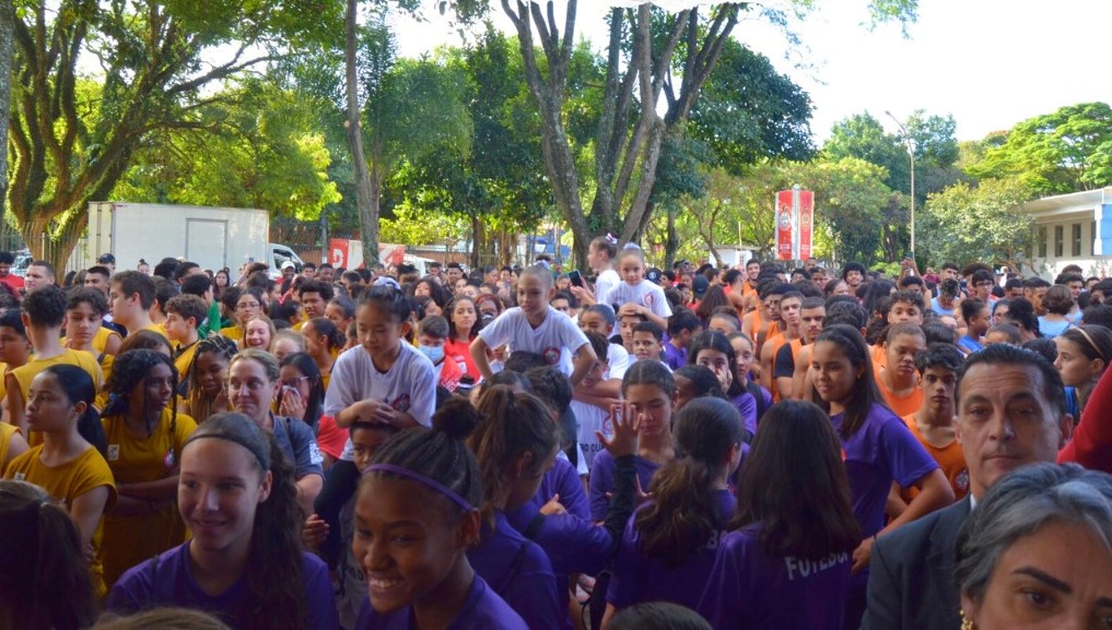 Nas imagem, evento de inauguração da nova academia do Centro Olímpico e da sanção da Lei Bolsa-Atleta Rei Pelé.