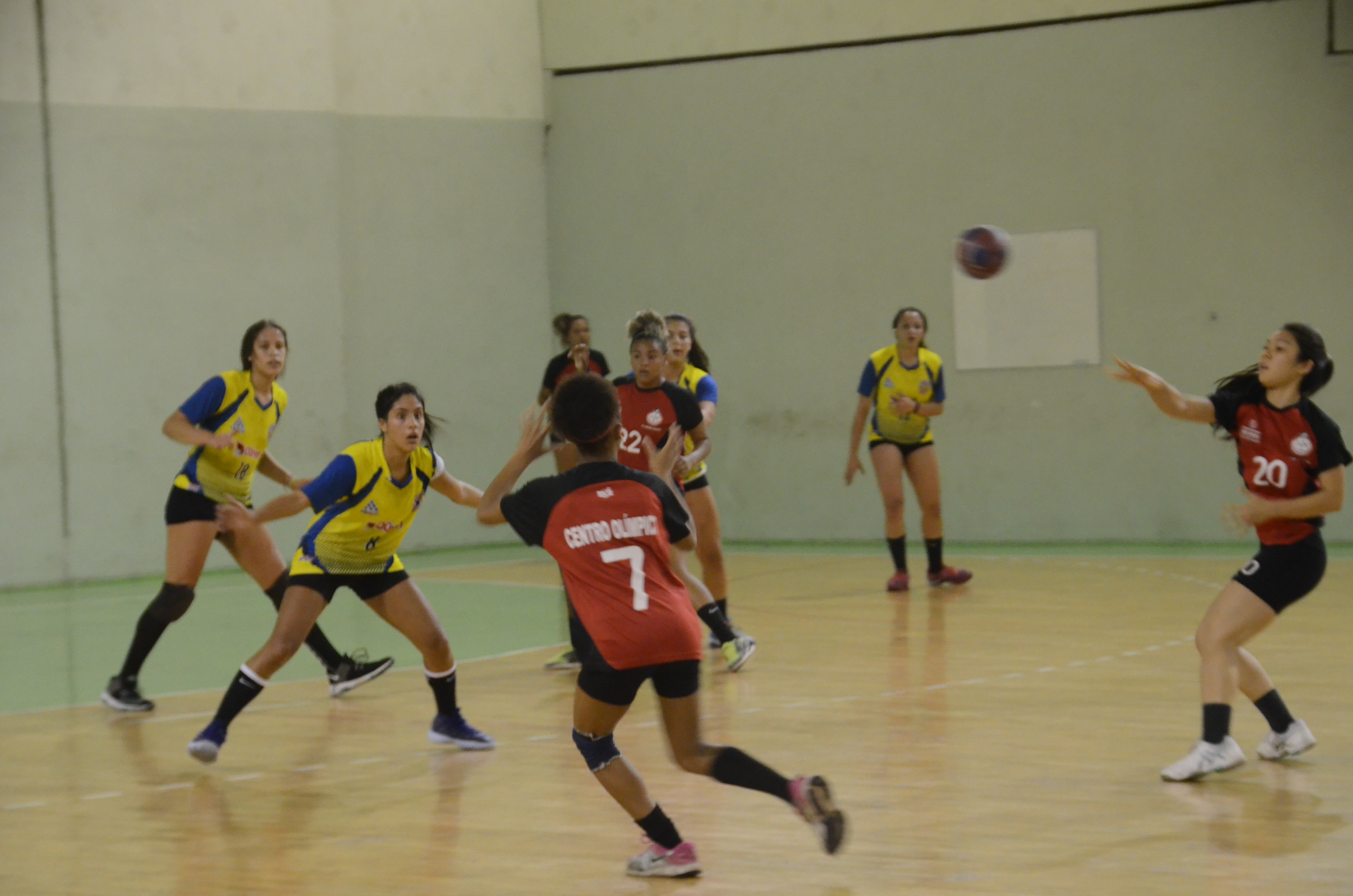 ✓ Handbol feminino conquista quarto lugar nos 32º Jogos da Juventude -  Prefeitura de Três Corações