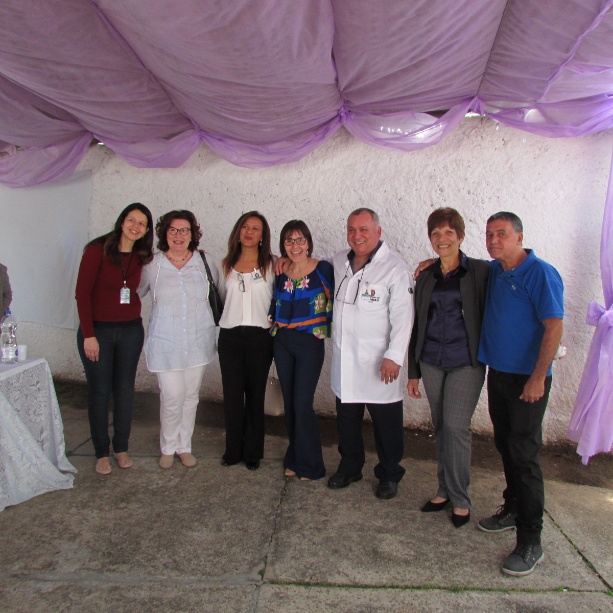 #PraCegoVer da esquerda para a direita Roberta Damaceno Cunha, Maria Salete Ruza Paulon do Conselho Gestor, Silene Oliveira Martins, Marilu Martini, Dr. José Alfredo, Lourdes Marques e Oscar Perroti Martins também do Conselho Gestor