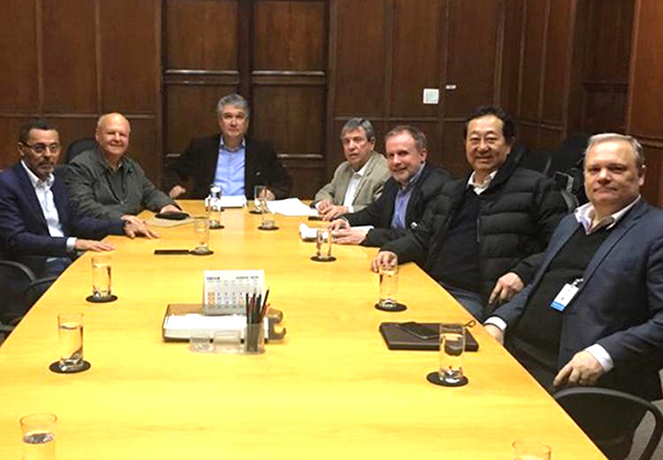 Foto da reunião com o Secretário de Governo Municipal