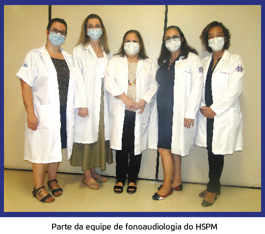 Foto de parte da equipe de fonoaudiólogos do HSPM