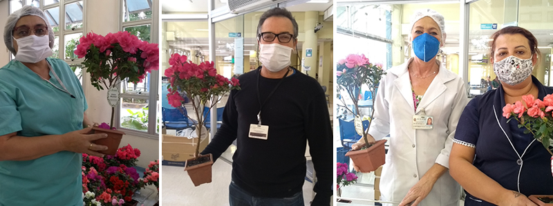 Enfermeiros do HSPM com as flores que ganharam