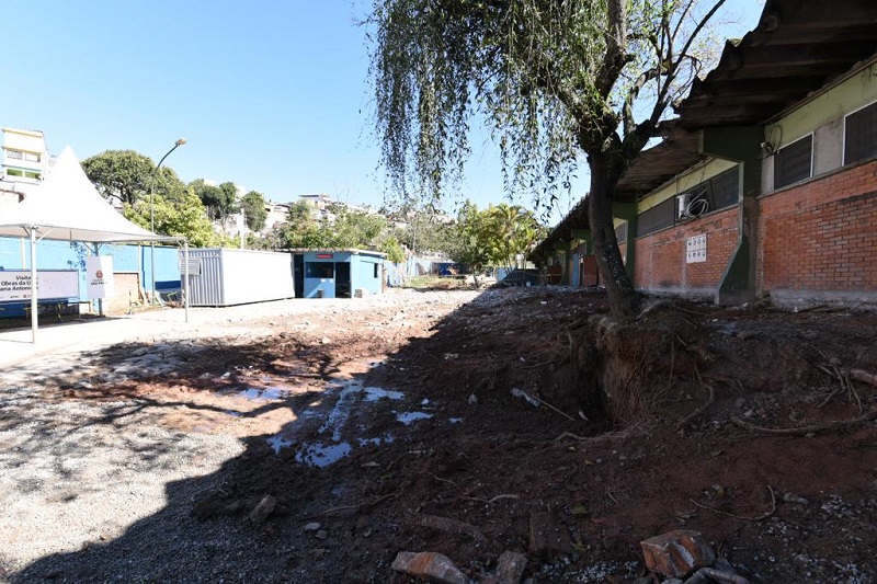  #PraCegoVer: imagem do terreno onde serão construídas as novas salas e serviços da UPA Maria Antonieta.