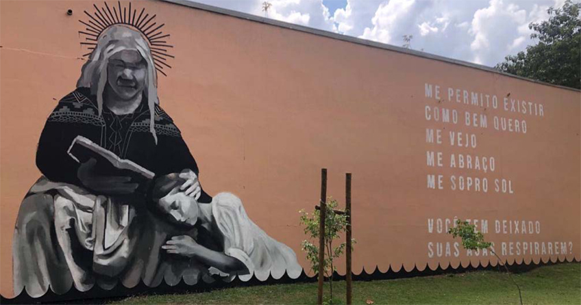 Mural no jardim da Biblioteca Affonso Taunay da artista Hanna Lucatelli - 2020.jpg